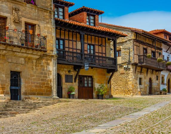 Santillana del mar y Museo de Altamira