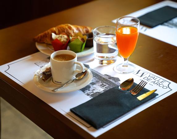 Petit-déjeuner buffet